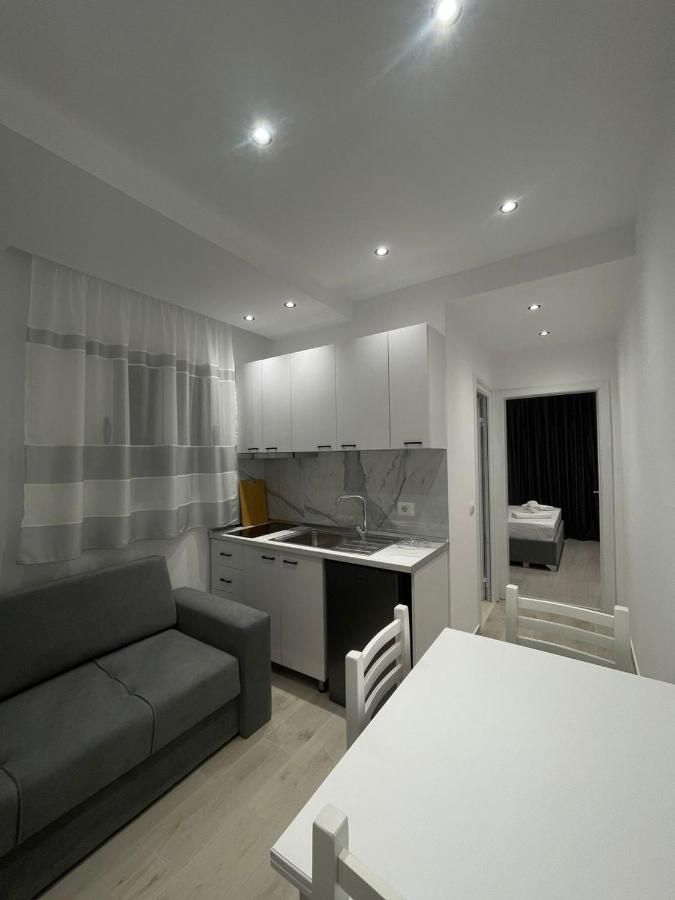 Vila Flabela Vlorë Extérieur photo